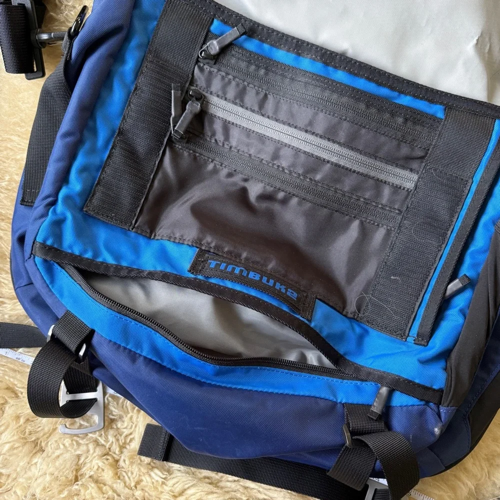 Timbuk2 Command Laptop TSA-Friendly Messenger Bag Navy and Black